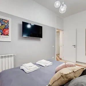 L&l Cozy 2-bdr In San Giovanni District , Rzym Włochy